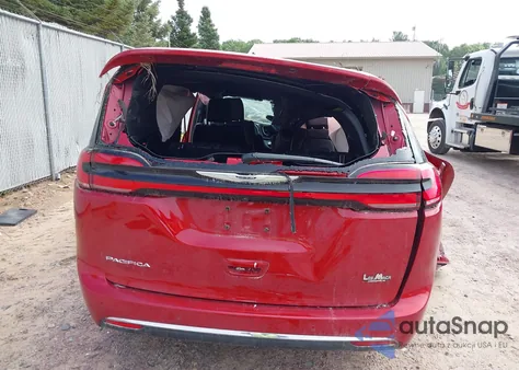 2025 Chrysler Pacifica Select из США, поврежденный, VIN 2C4RC1BG9SR522553
